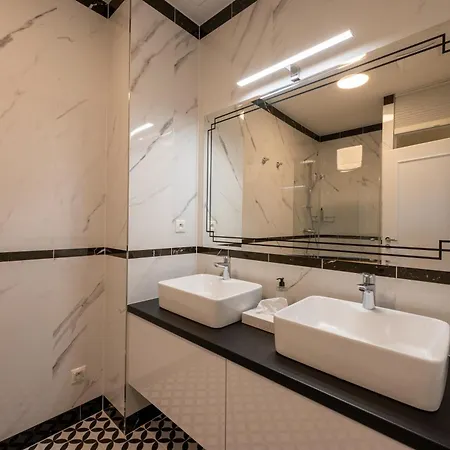 Διαμέρισμα Nadherny Apartman V Centre Kupelov *