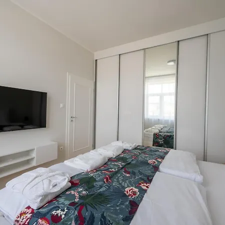 Nadherny Apartman V Centre Kupelov
