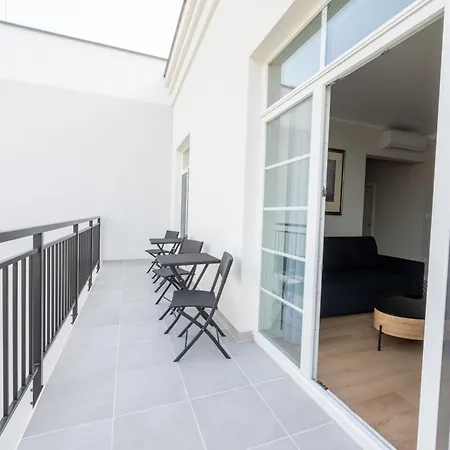 Nadherny Apartman V Centre Kupelov