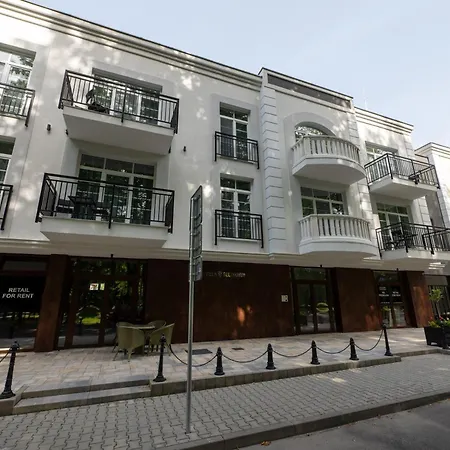 Nadherny Apartman V Centre Kupelov Apartmán *